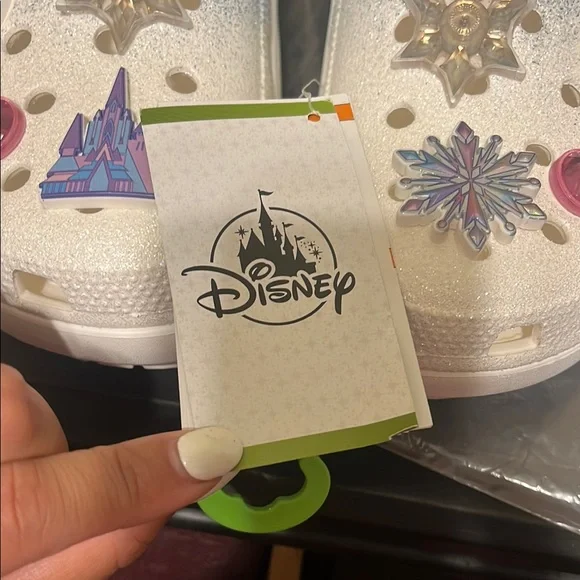 BNWT CROCS Frozen Platform Clogs Women Size 8 - Picture 9 of 11